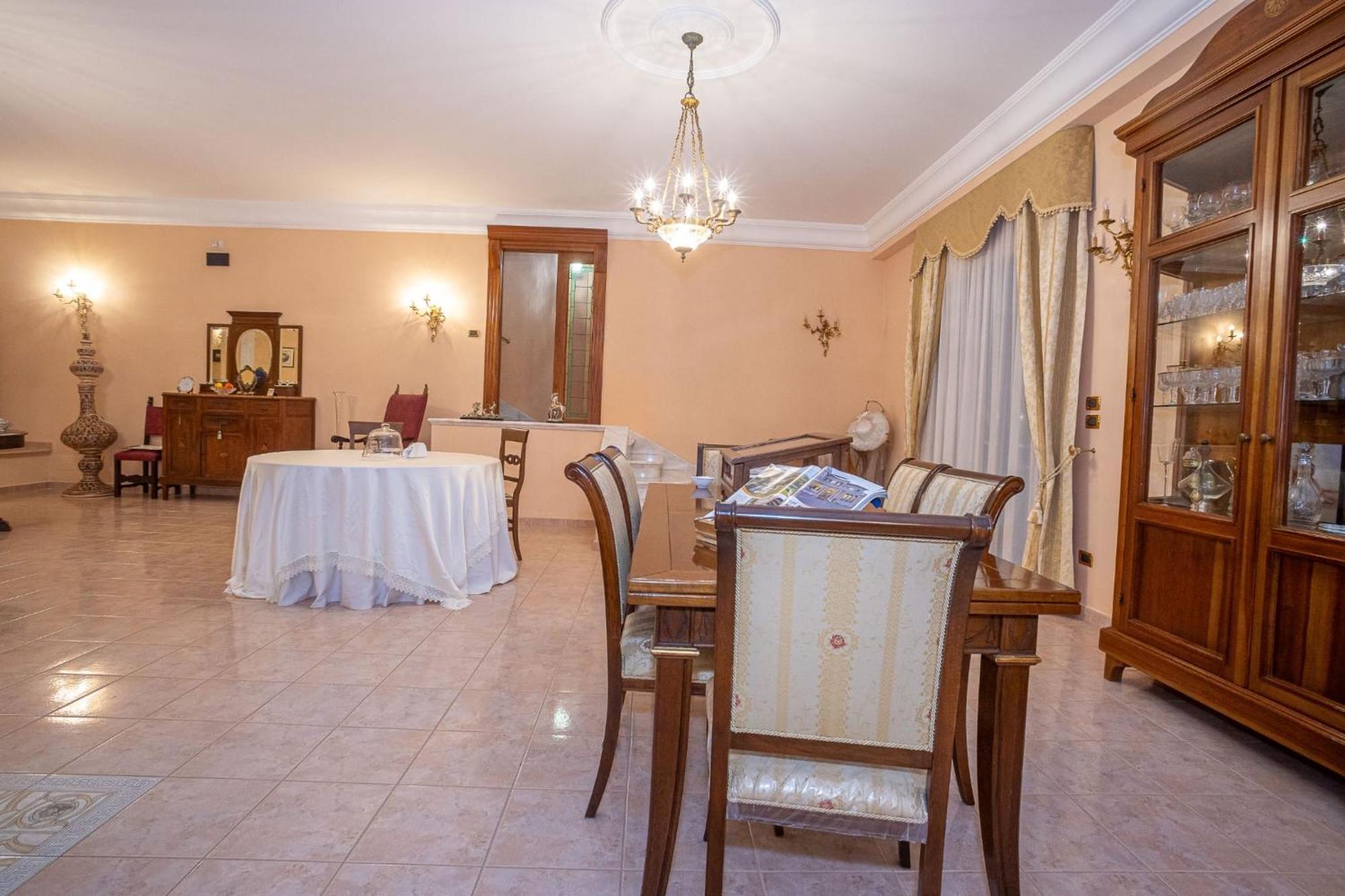 Il Giardino Dei Tigli Villa Bianco Rotondi Luaran gambar